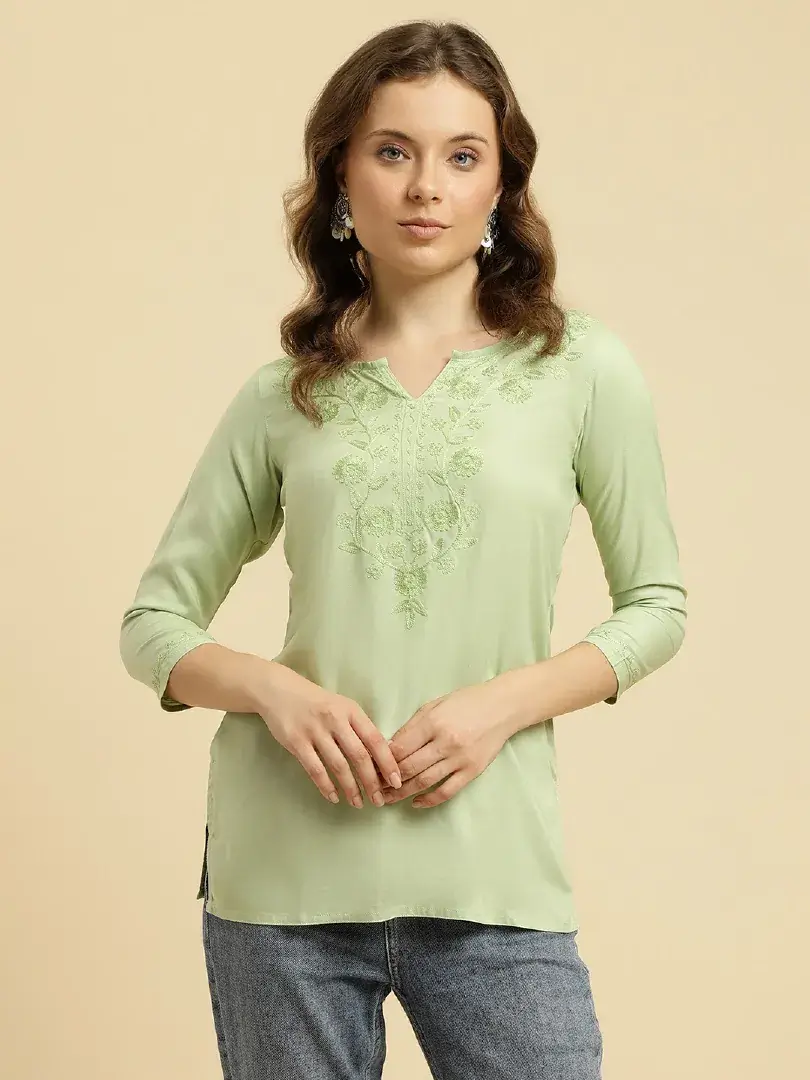 GreenSelfSilK-Short1-1.webp